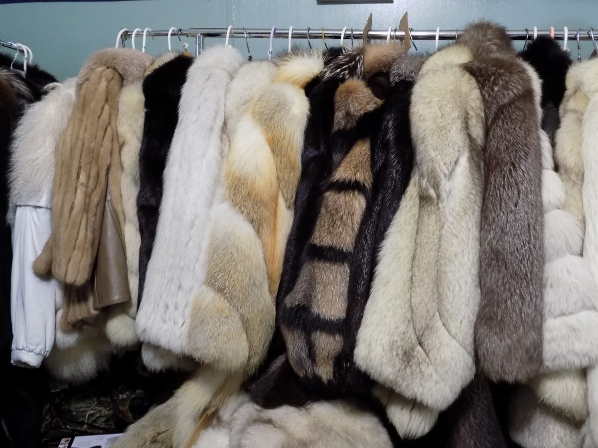 Ebay fur store - Fur Mall - The Fur Den