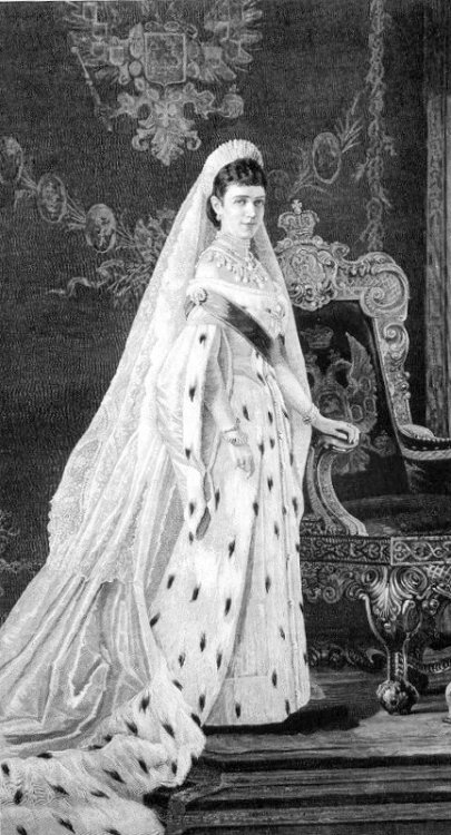 czarina ermine dress 01.jpg