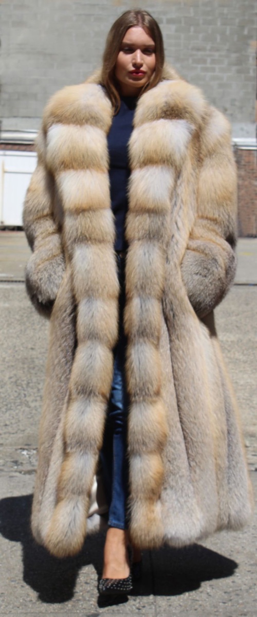 Full Length Golden Island Fox Coat 53566 – MARC KAUFMAN FURS