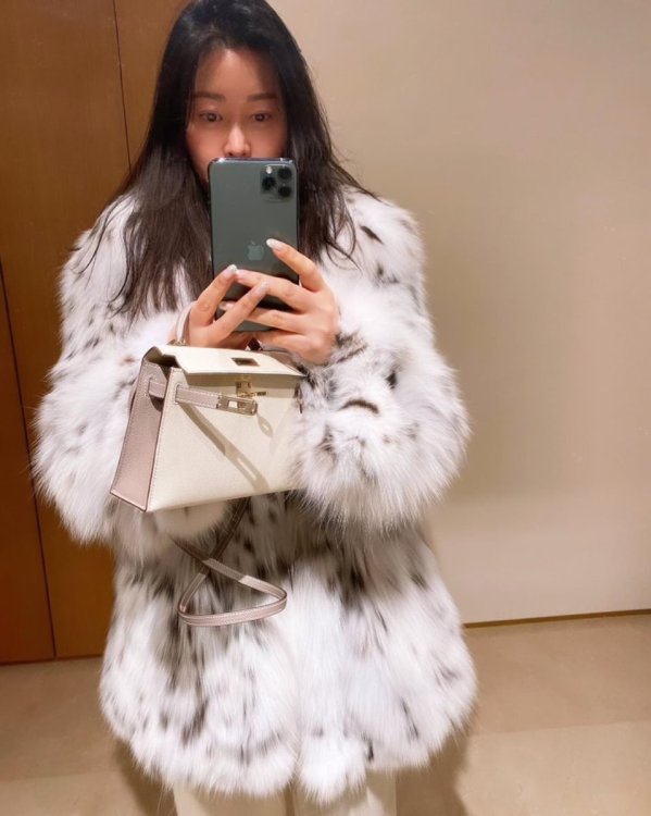 chan__fur_1641263883_2743442759349516132_14579185135.thumb.jpg.9b5fe4d06633e85f611a59fa57976c47.jpg