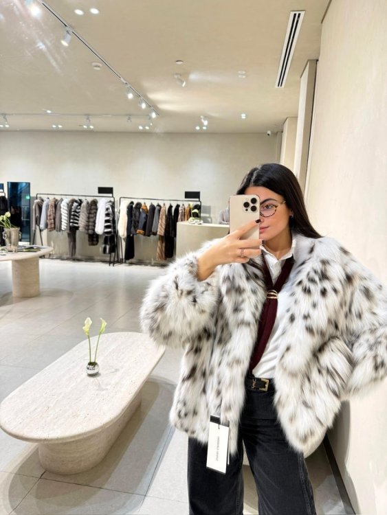 intofashionfurs_1766065182_3790351930548039345_75883031696.thumb.jpg.935ae22b8903c50e7fc9d7ccd7a28685.jpg